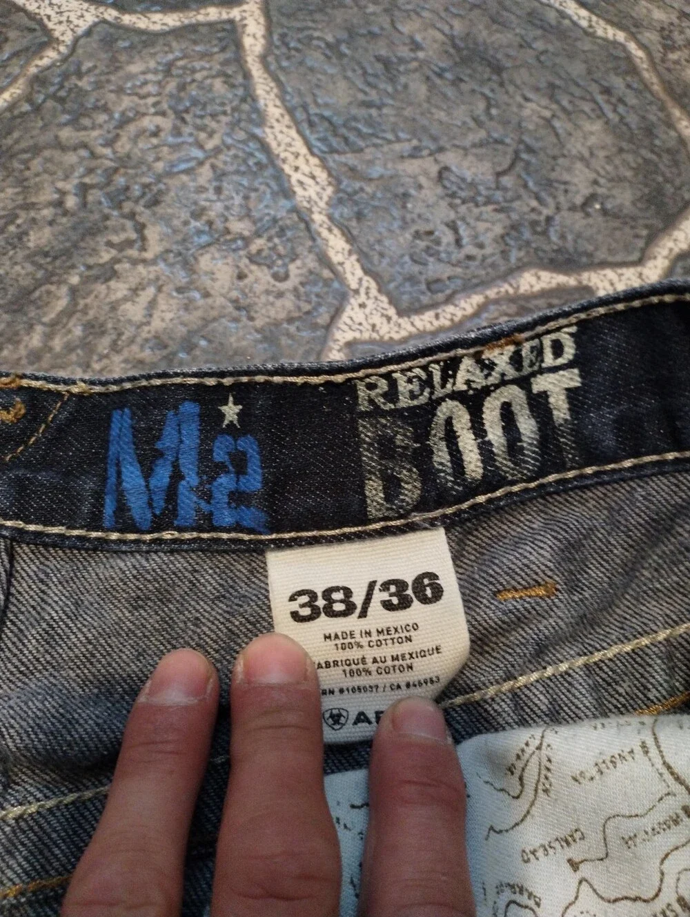 ARIAT Mens M2 Relaxed Bootcut Jeans 38 